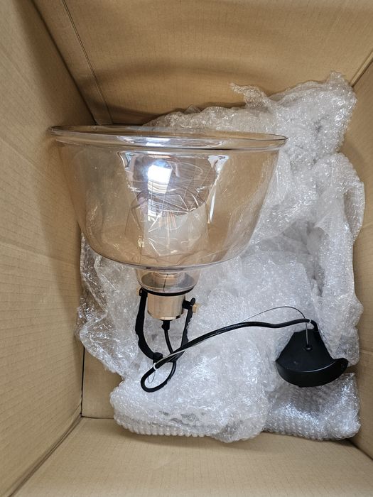 Vendo candeeiro de teto Irving Champanhe