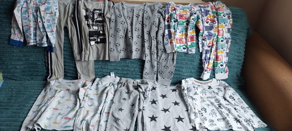 Одяг на хлопчика розмір 110-116