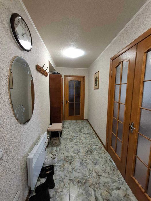 Продам 2к. квартиру вул. Британська