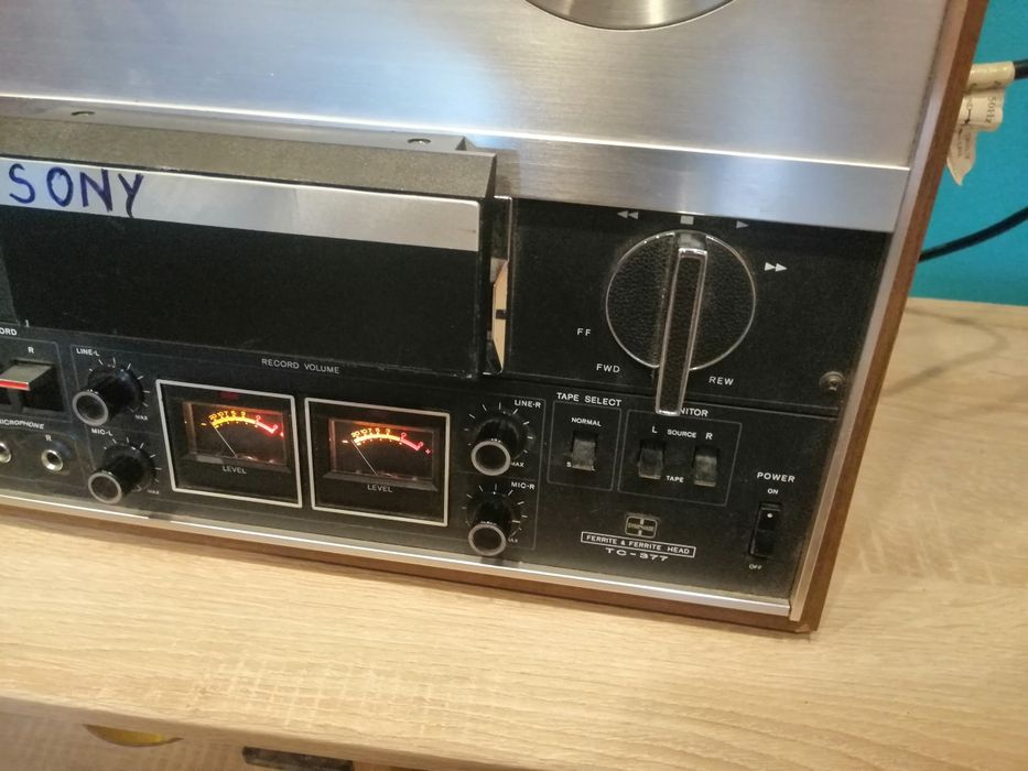 Magnetofon szpulowy sony tc 377