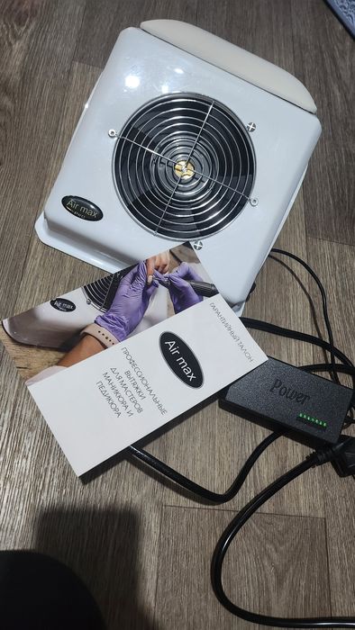 Витяжка манікюрна  "Air max" Pro