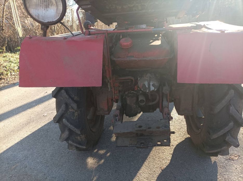 Минитрактор ХТЗ т-08