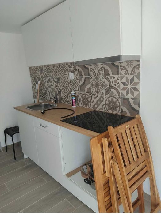Alugo quarto no Furadouro