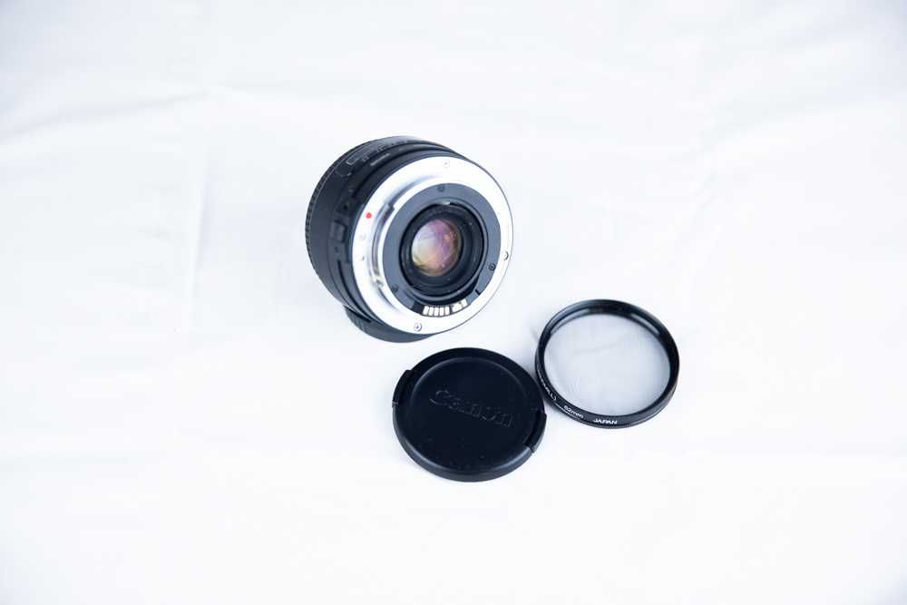 Sigma Super-Wide II 24mm f2.8 Multi-Coated