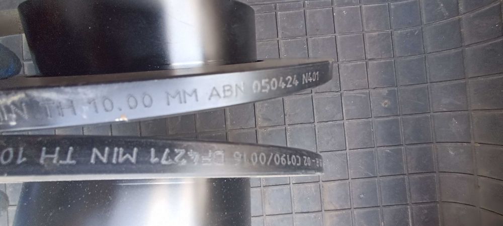 tarcza hamulcowa tarcze tył  trw df4271 nowe audi a3 vw skoda