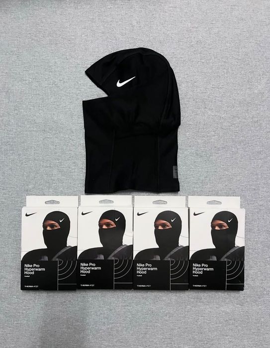 Балаклава Nike Pro Hyperwarm Hood