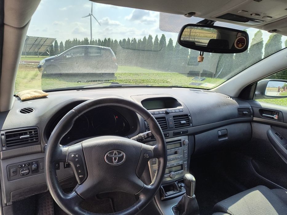 Toyota Avensis T25