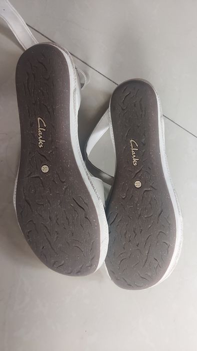 Clarks sandały skórzane