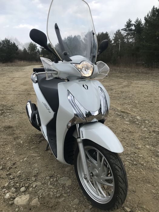 Хонда sh 125.