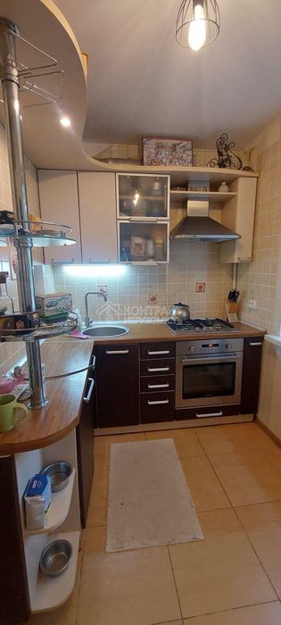Продам 2х кімнатну квартиру