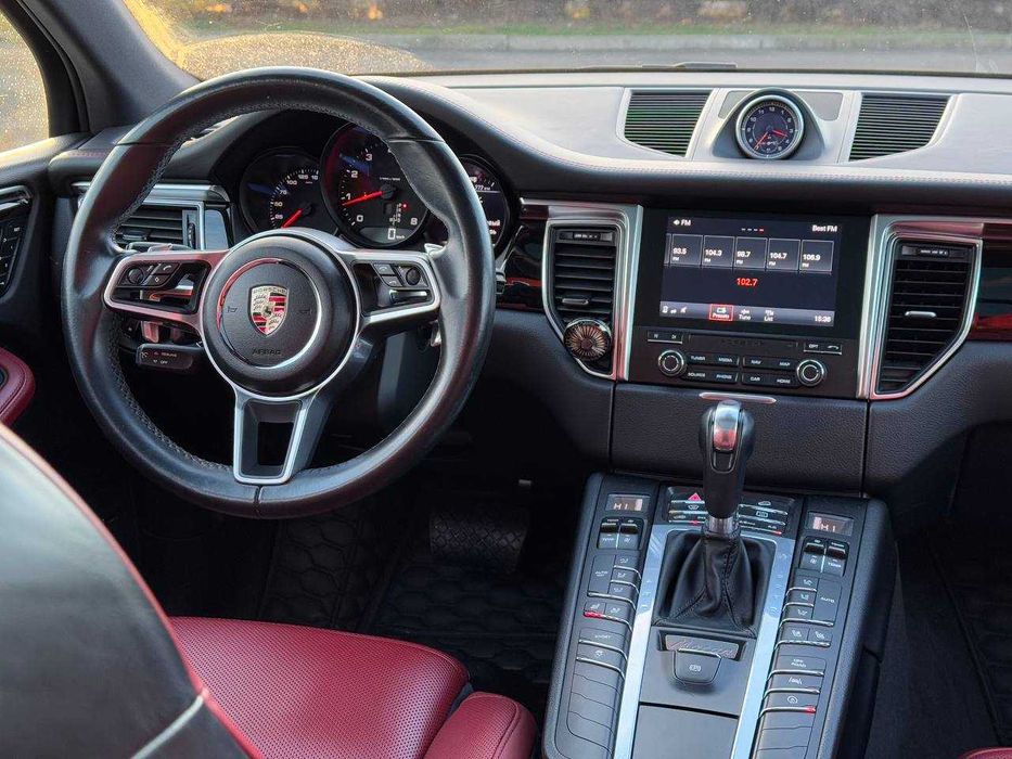 2019 Porsche Macan продам