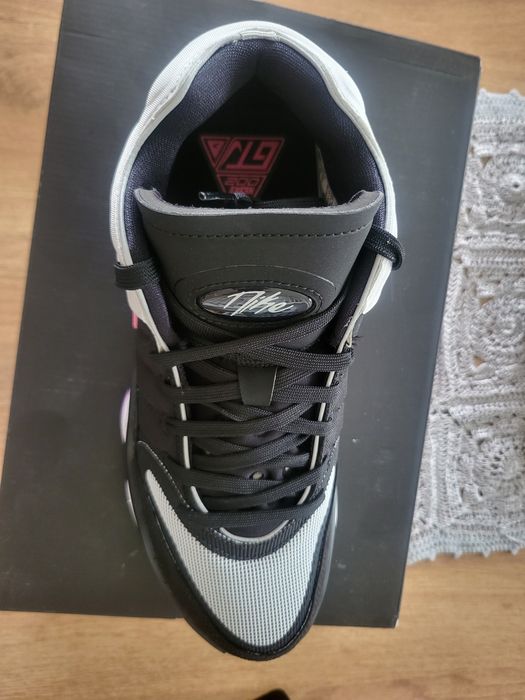 Buty Nike Air Zoom G.T Hustle 2 rozmiar 43 oraz 45