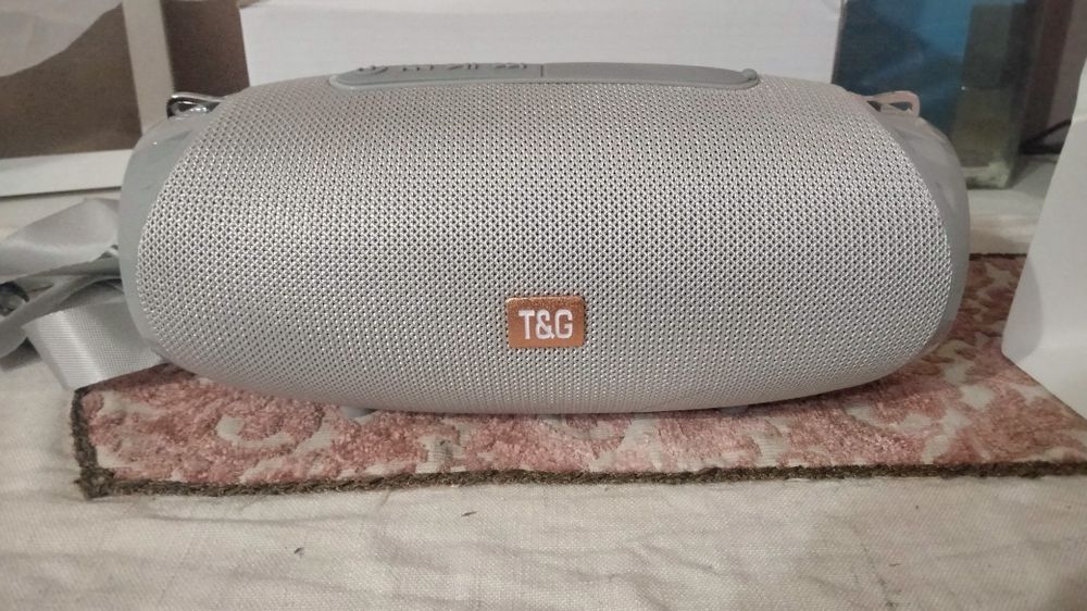 Vendo drone e coluna