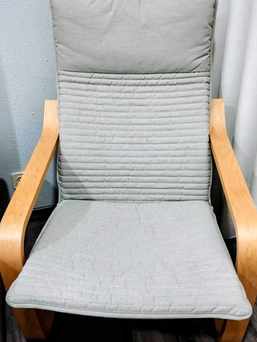 Poltrona cinza ikea