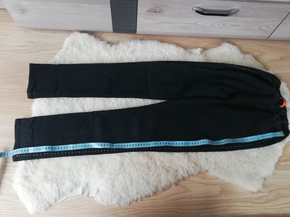 Jeansowe spodnie z ćwiekami Primark Denim r. M