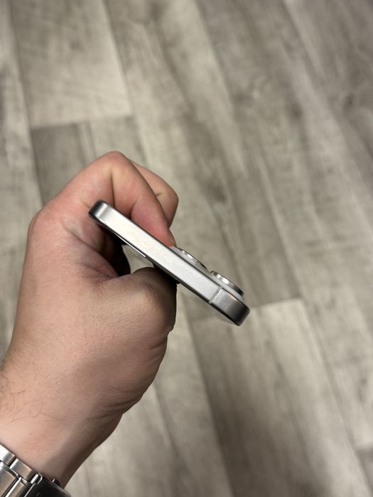 iPhone 15 Pro Max 512Gb White Titanium під відновлення.