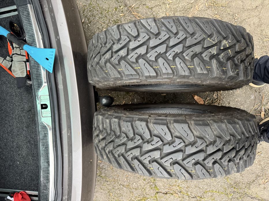 Болотні шини Тойо  Опен Контрі  М/Т  дві штуки  225/75r16