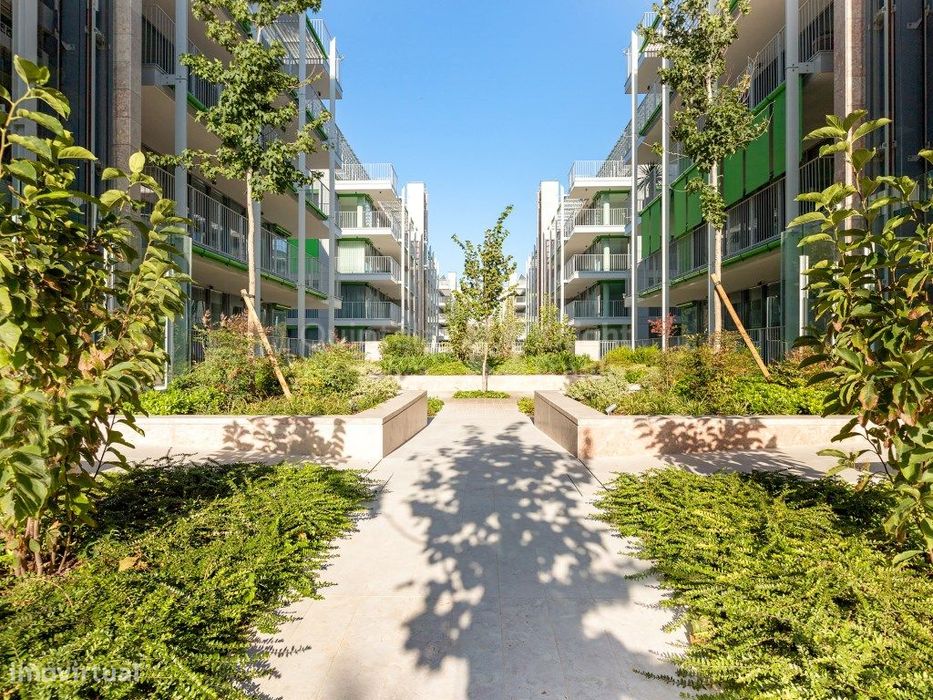 Apartamento T1 para arrendamento no Prata Riverside Village