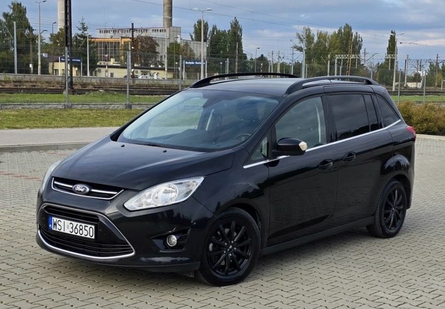 Ford grand c-max 2.0 Tdci  Titanium 7 osobowy