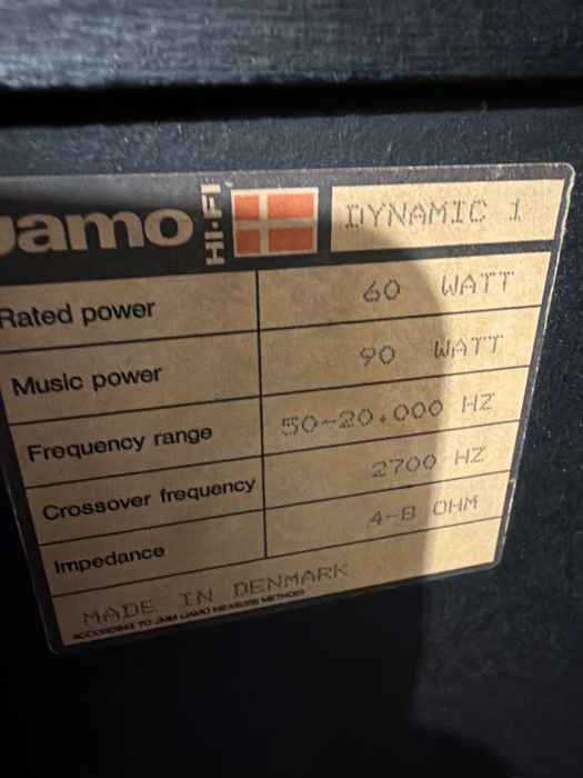 Jamo Dynamic d1 - Colunas Dinamarquesas