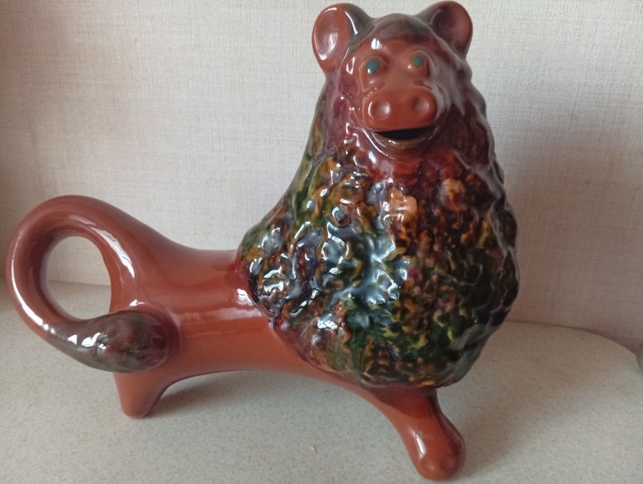 Великий лев , Васильківська майоліка