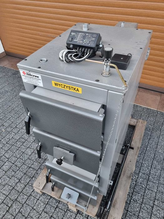 Kocioł Piec FENIKS UNI 13KW Solidna Konstrukcja