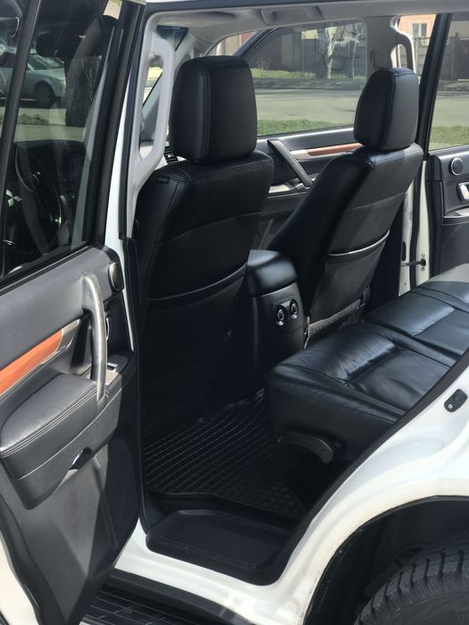 Mitsubishi Pajero Wagon 4 , паджеро 4