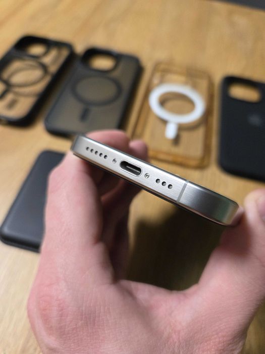 Iphone 15 PRO 256GB naturalny tytan