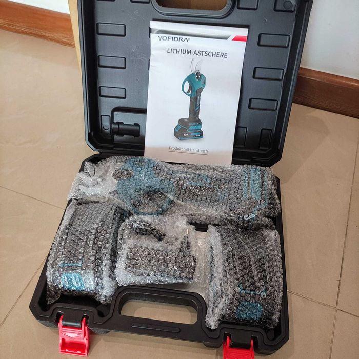 Tesoura Poda Elétrica YOFIDRA Baterias + Mala Transporte +  Acessórios