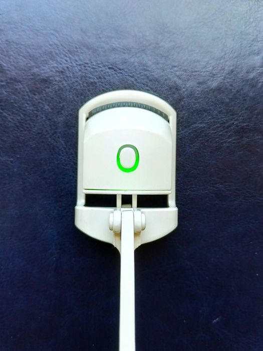 Elektryczna zalotka do rzęs