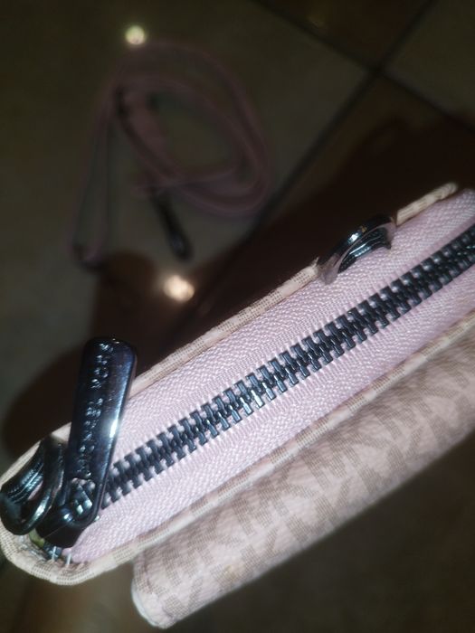 Portfel listonoszka Michael Kors