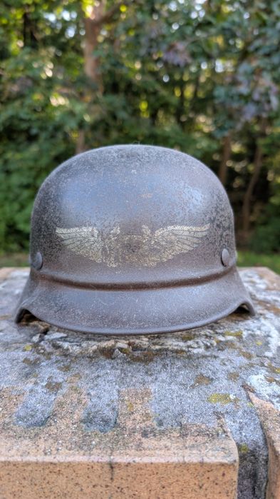 Hełm niemiecki Stahlhelm M40 Luftschutz EF 64 - beaded