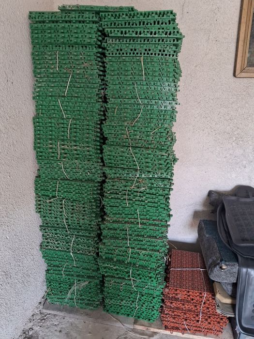 Бруківка пластмасова 33см х 33см  для дачі,дому