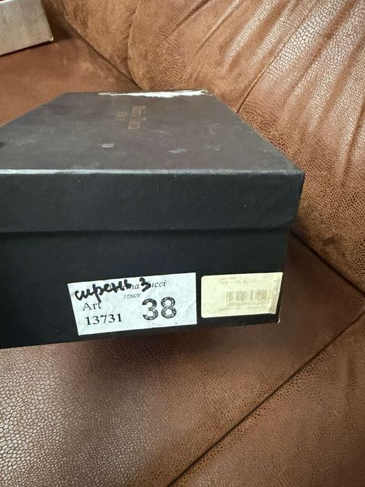 Лофери та туфлі жіночі 38 розмір