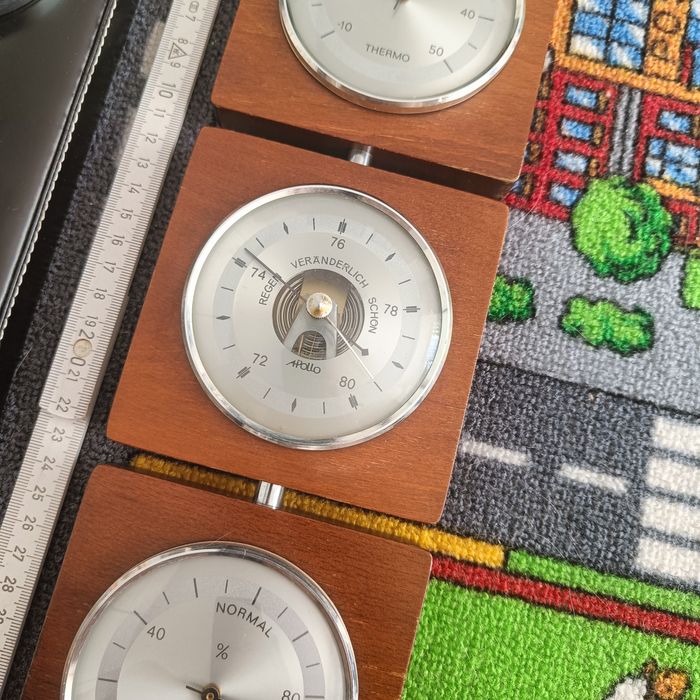 Барамотр термометр гидрометр