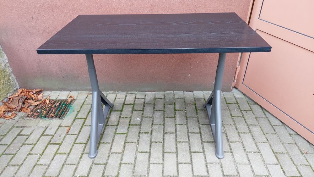 biurko ikea idasen 120x70 cm