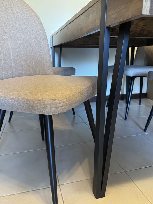 Mesa de Jantar BRAMS + 4 Cadeiras RORY – Feira dos Sofás