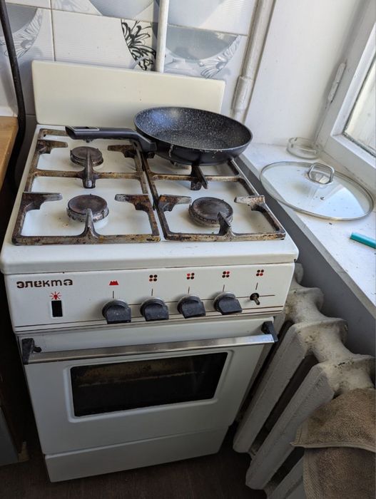 Газова плита "Електра" з духовкою – лише 4000 грн!