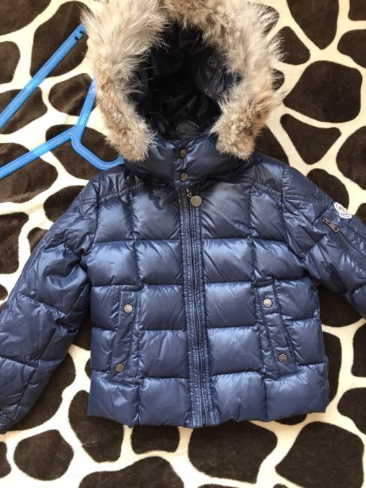 Moncler оригинал