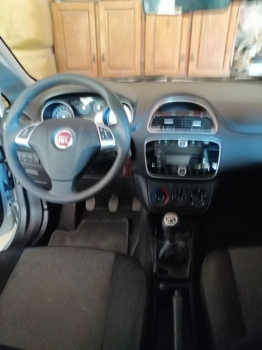 FIAT Punto 5.P 70cv