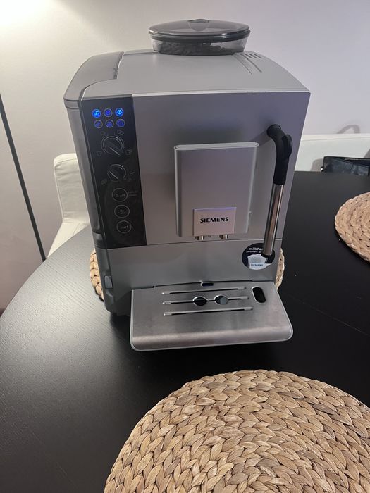Ekspres do kawy Siemens EQ.5