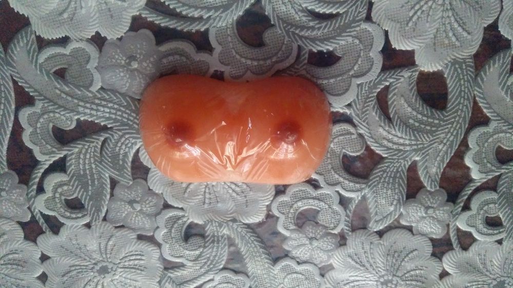 Мыло грудь 1 шт в наличии