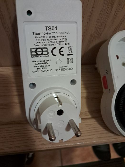 Programator czasowy do gniazdka 1 szt .Pierwsze zdjęcia.