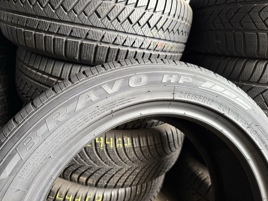 Літні шини 215/55 R17 Maxxis HP-M3 Bravo 4шт. 95% 2023