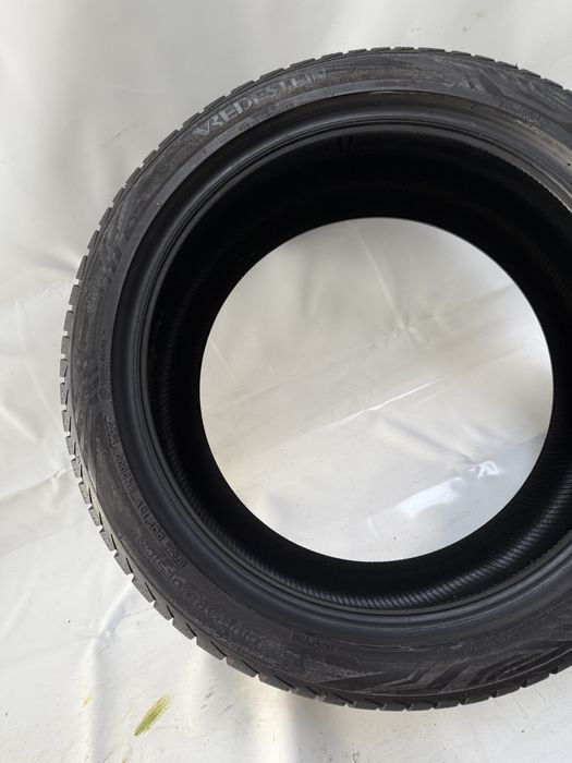 275/35/19 Vredestein Quatrac Pro 100Y