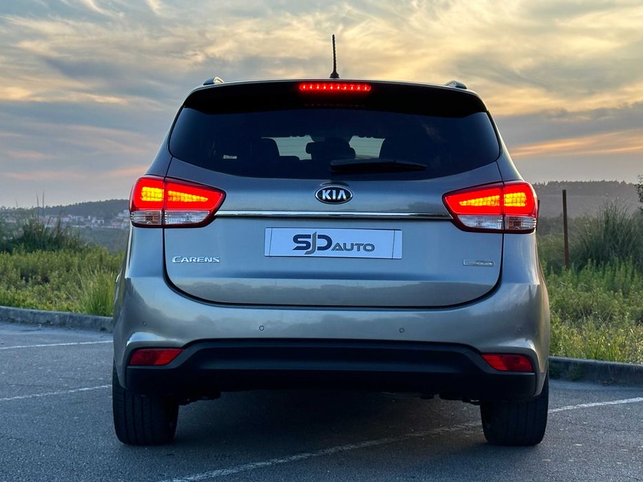 Kia Carens 1.7 CRDi - 7 Lugares