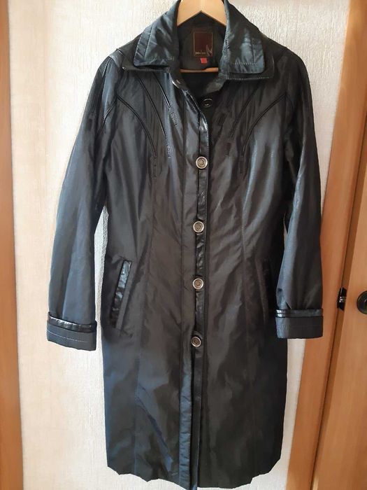 Женское пальто , р. XL.