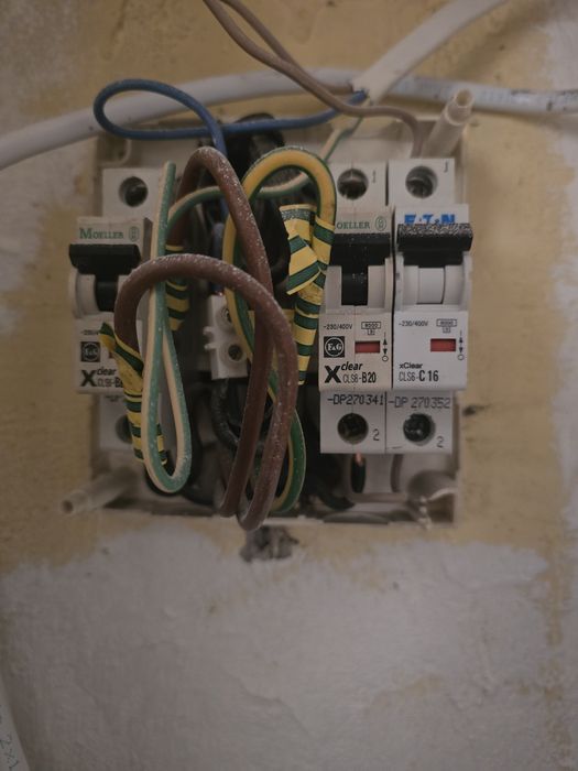 Elektryk, montaż instalacji elektrycznej,usuwanie awarii