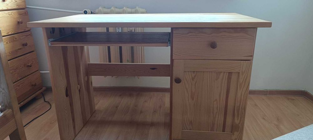 Biurko sosnowe Doktór