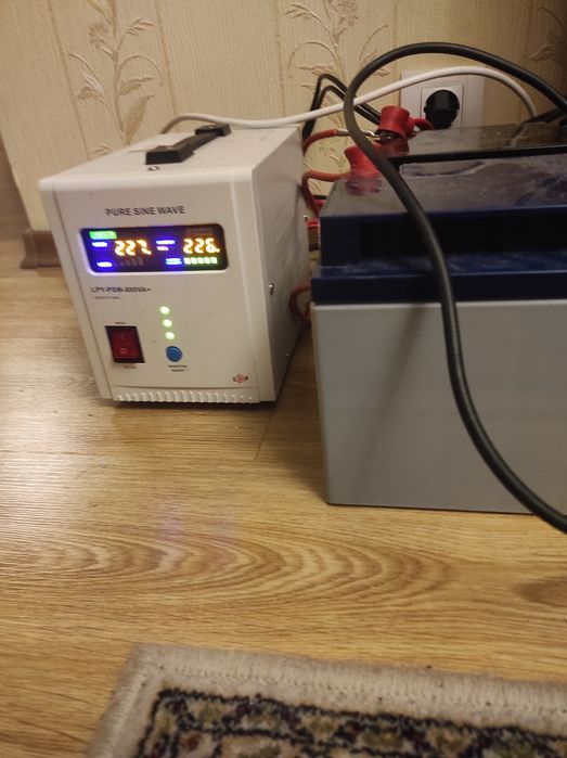 Комплект ДБЖ 1000 Вг (Зарядна станція) інвертор  800Вт + 2x 40Аг  GEL